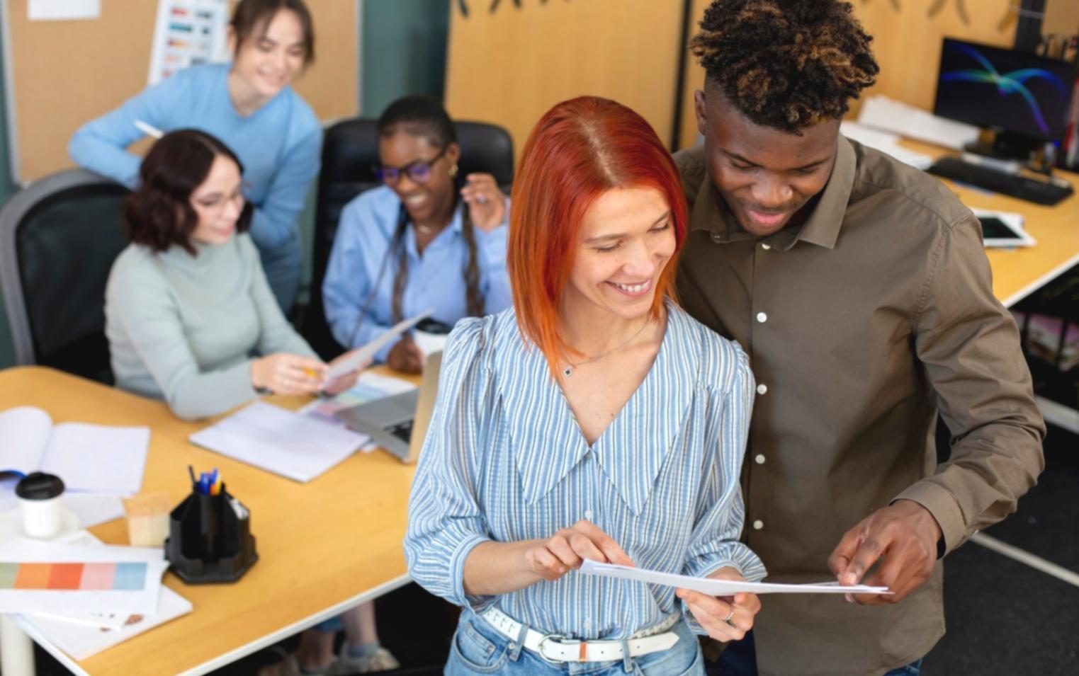 Tableau de bord financier personnalisé avec graphiques et données budgétaires