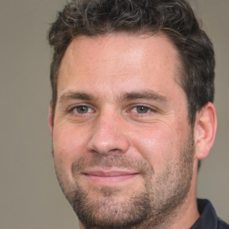 Portrait de Julien Moreau, participant au programme de formation budgétaire