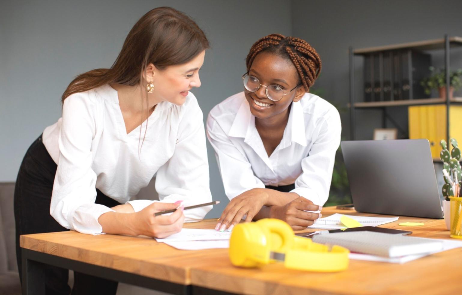 Session de formation pratique avec de vrais outils de budgétisation